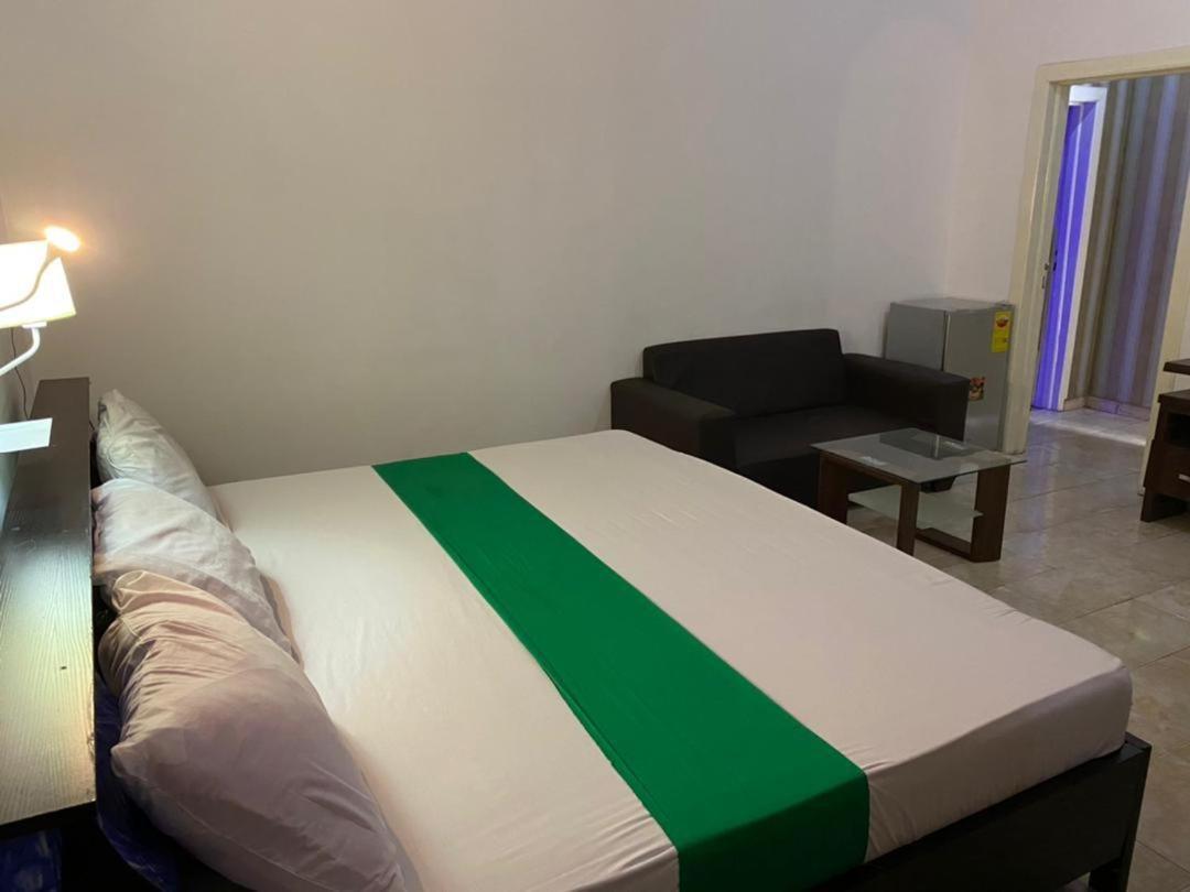 Hgl Guest House 东勒贡 外观 照片